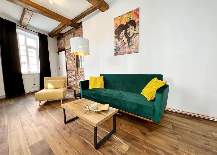 Historisches Altstadt Juwel Mit 2 Zimmern Inklusive Netflix