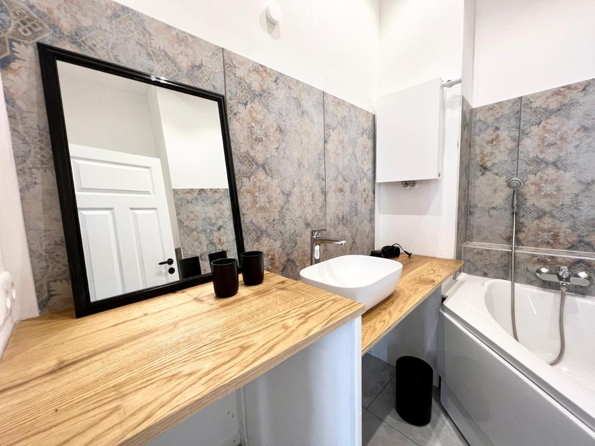 Apartment Historisches Altstadt Juwel Mit 2 Zimmern Inklusive Netflix