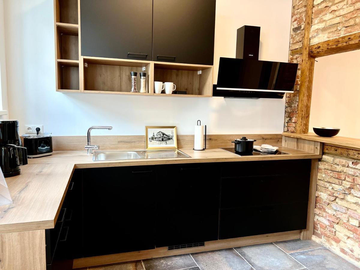 Apartment Historisches Altstadt Juwel Mit 2 Zimmern Inklusive Netflix Stade